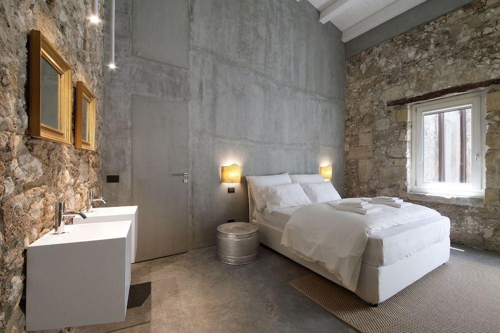 ISONZO SUITES 2