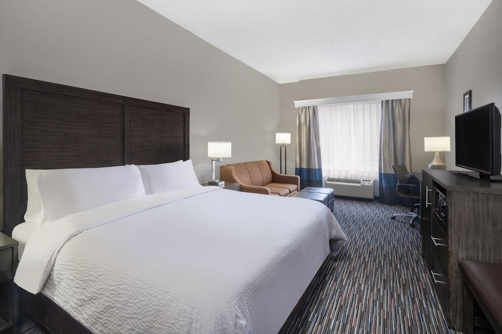 Garner Hotel OKLAHOMA CITY - QUAIL SPRINGS by IHG 1