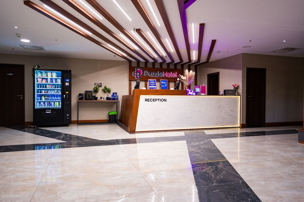 Puzzle Hotel Airport Frankfurt 2