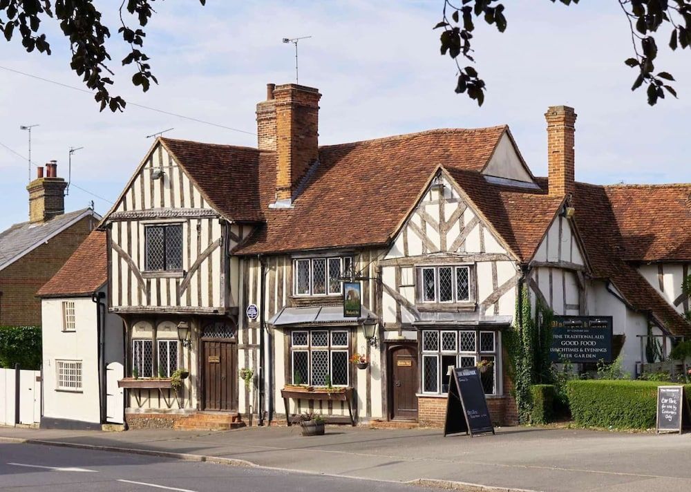 The Woolpack Inn 1