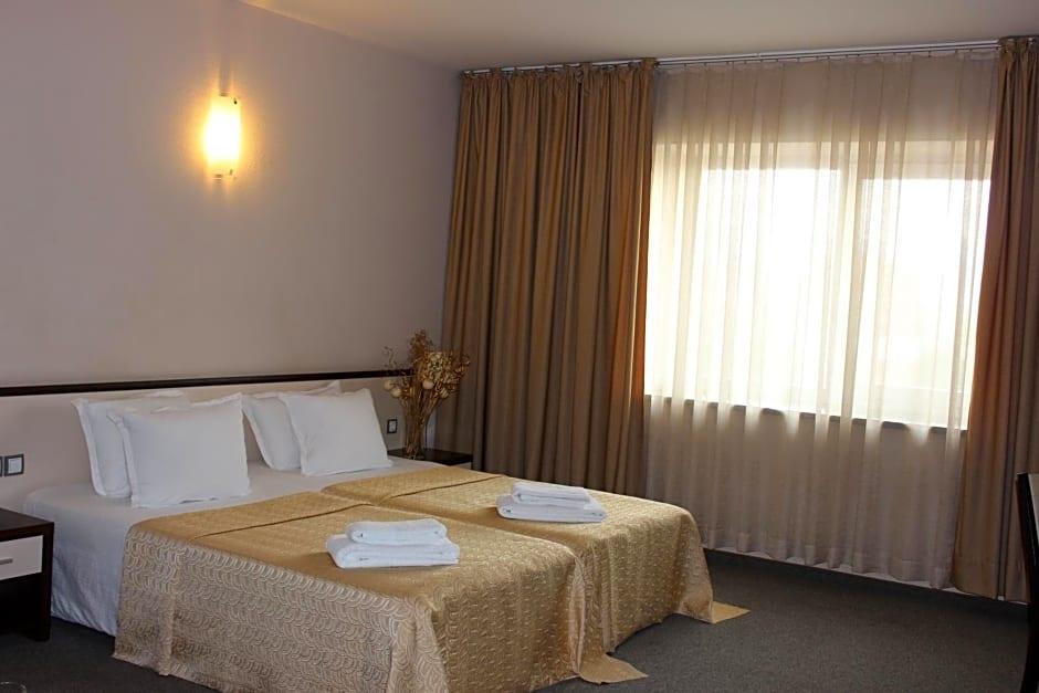 Kendros Hotel 2