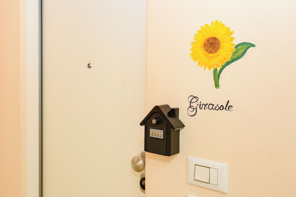 Flowers Apartments 2