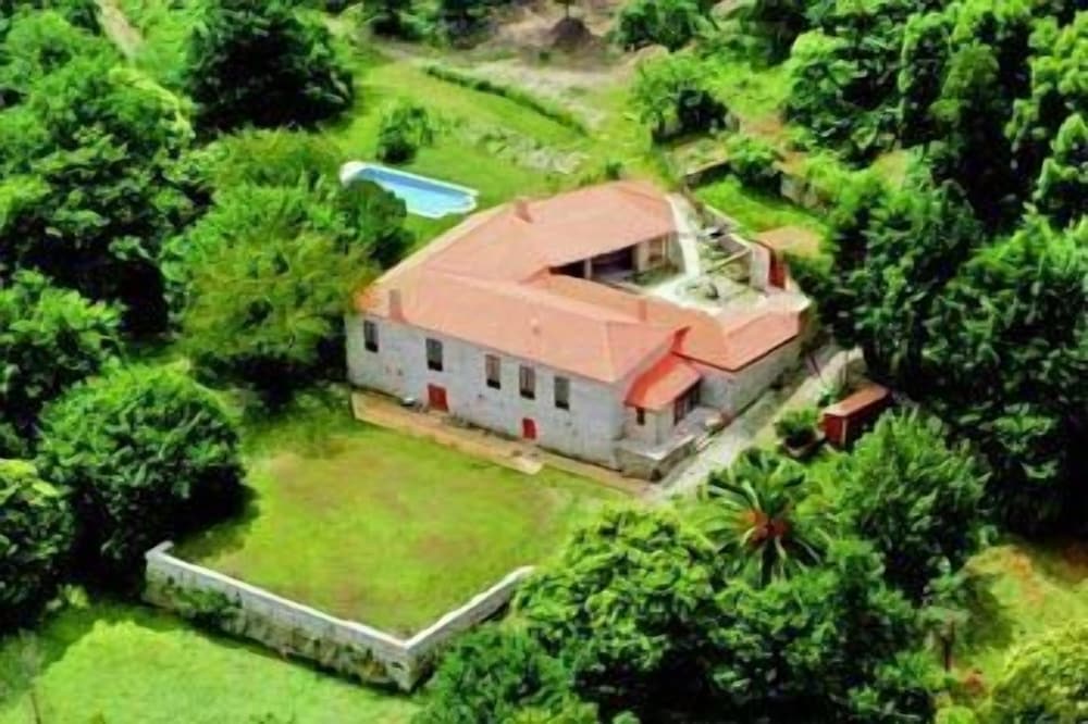 Pazo Larache 1