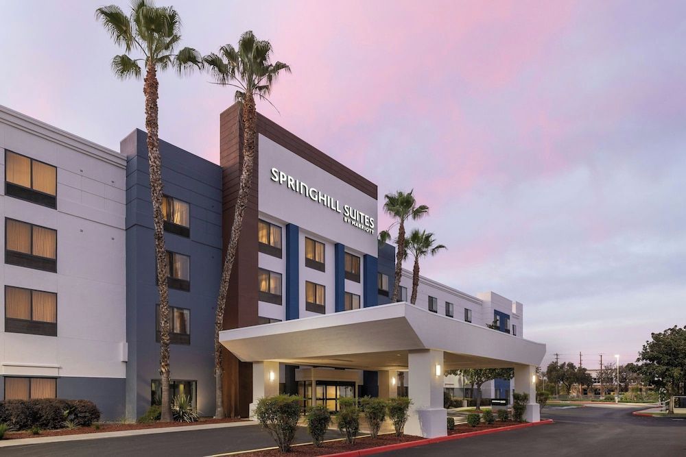 SpringHill Suites by Marriott Fresno 1