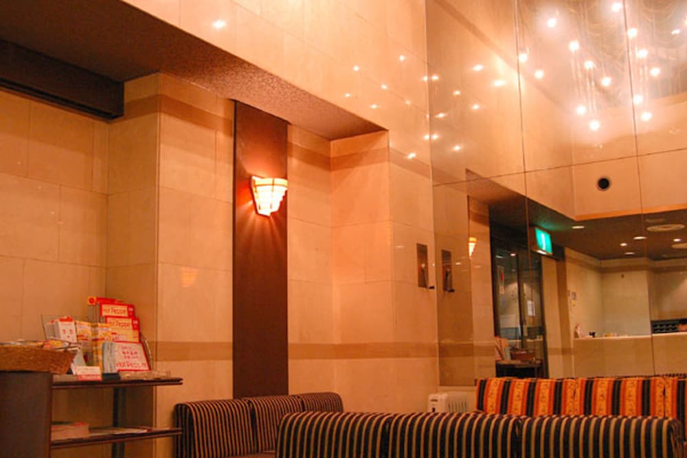 Hiroshima Ekimae Green Hotel 2