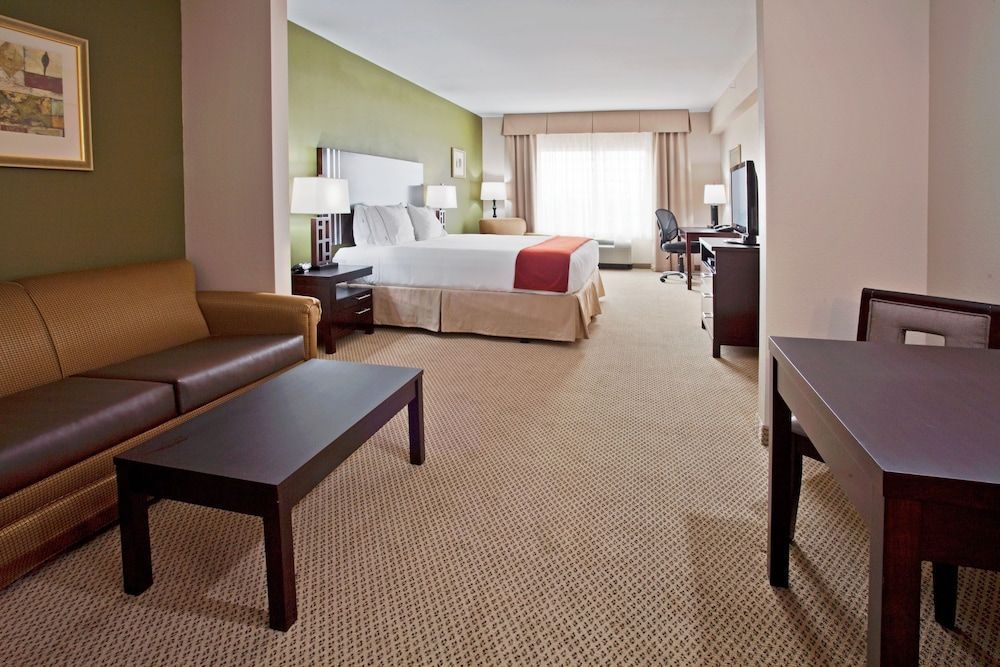 Holiday Inn Express LAKE WALES N-WINTER HAVEN by IHG 2