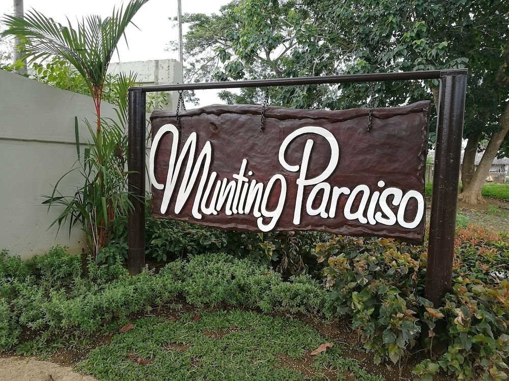 Munting Paraiso 1