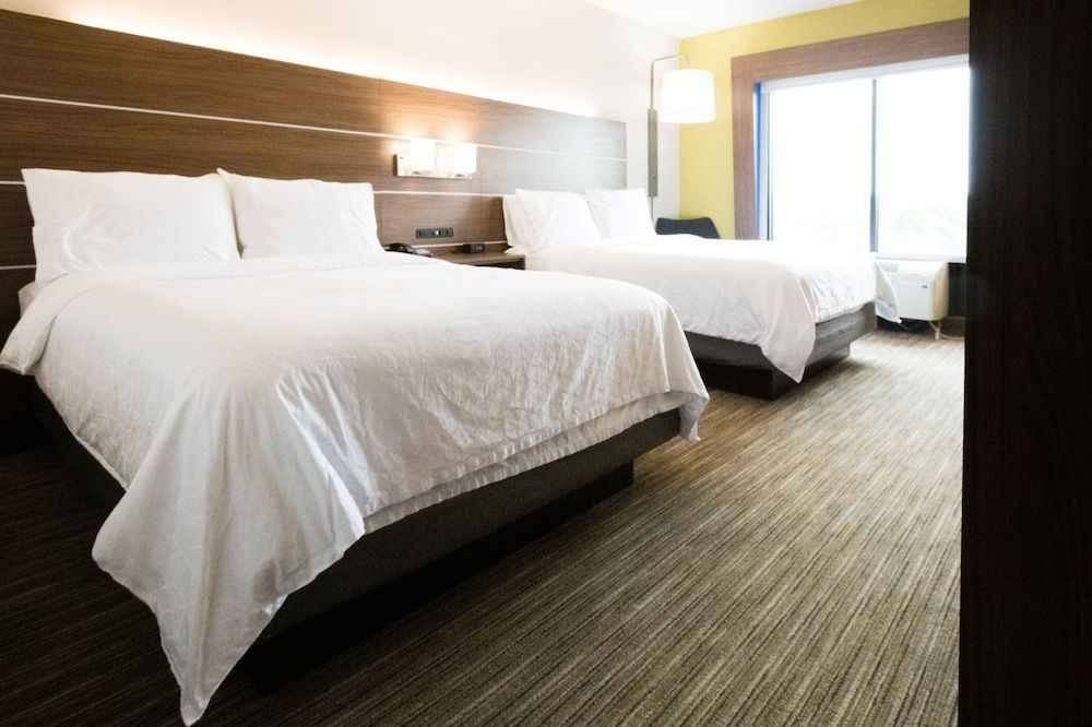Holiday Inn Express & Suites LEXINGTON NW-THE VINEYARD by IHG 2