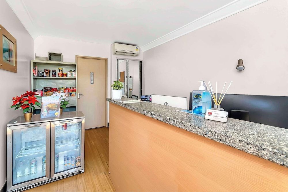 Econo Lodge Karratha 2