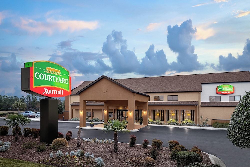 Courtyard by Marriott Wilmington/Wrightsville Beach 1