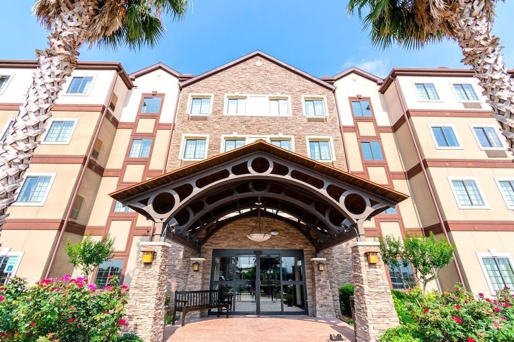 Staybridge Suites HOUSTON IAH - BELTWAY 8 by IHG 1