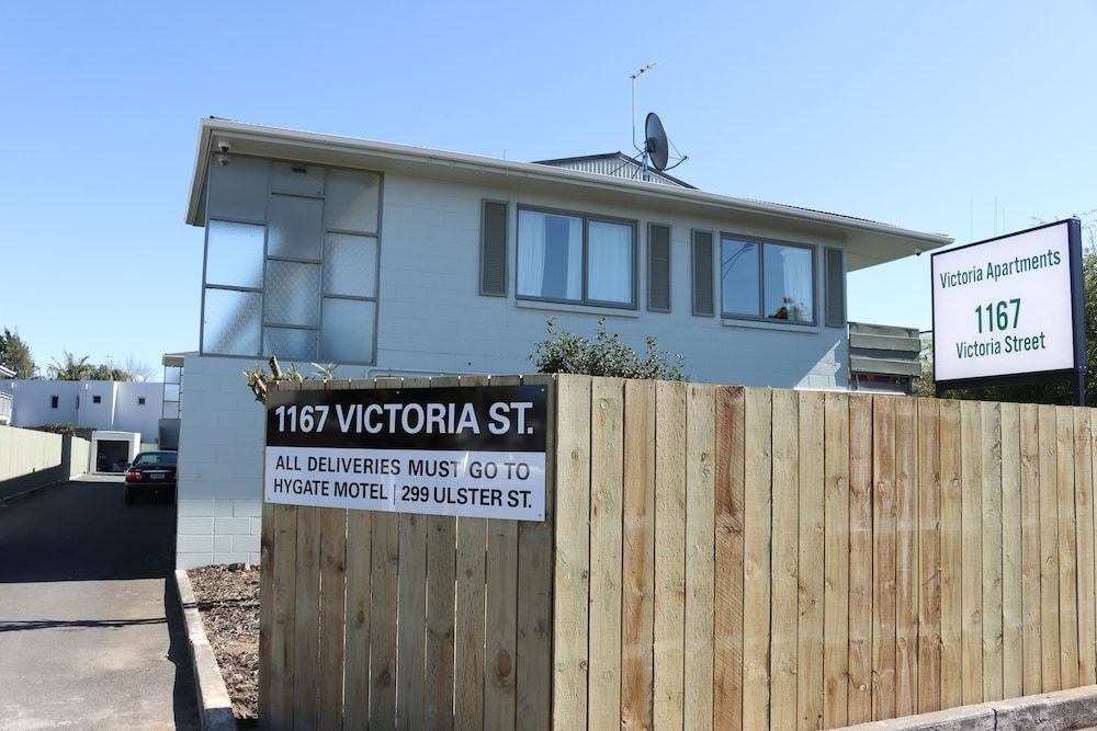 Victoria Apartments 1