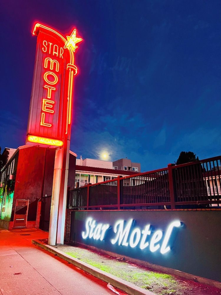 Star Motel 1
