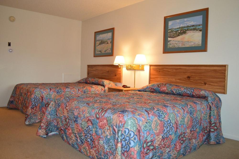 Skyline Motor Inn 2