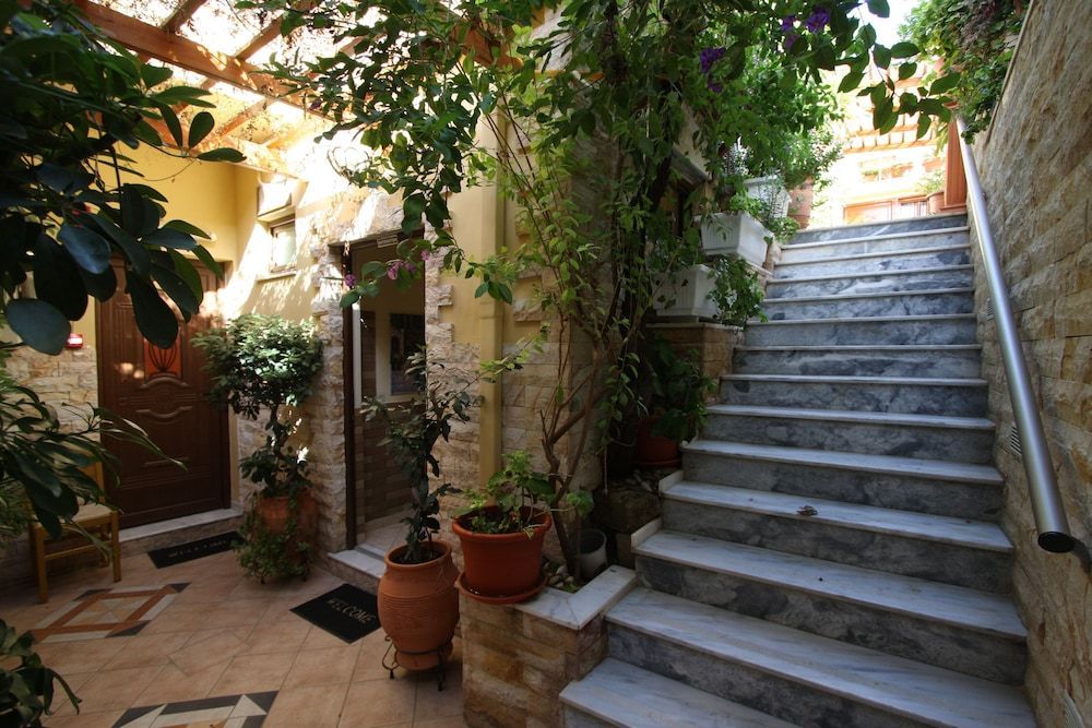 Sofia Pension 1