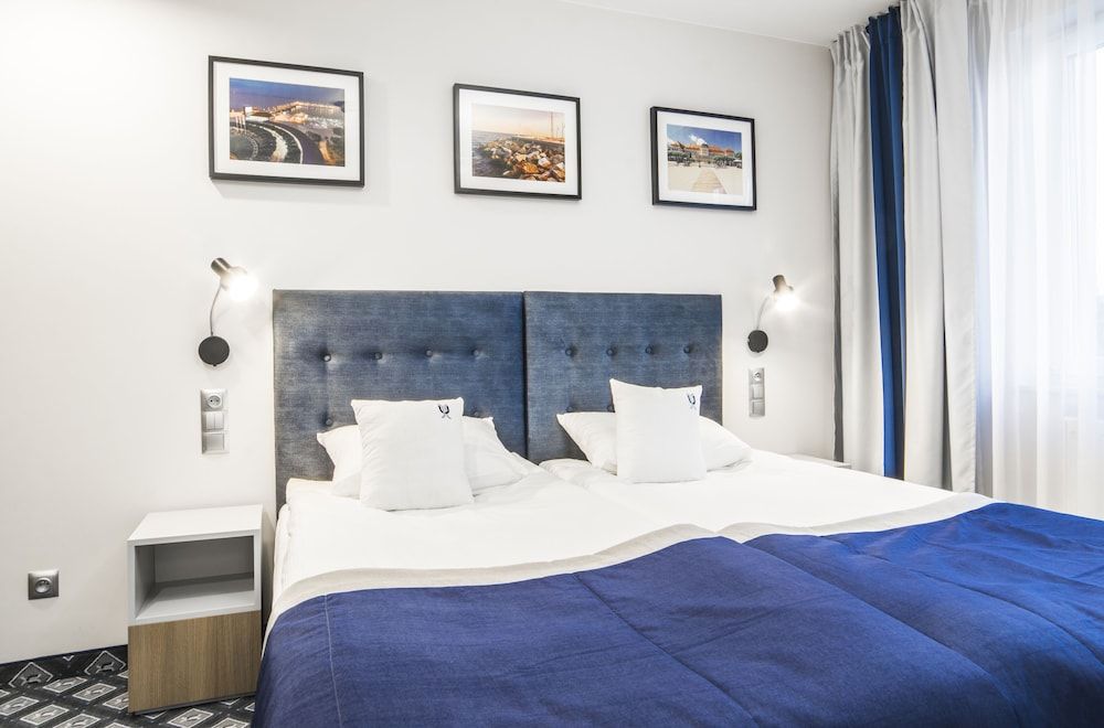 Hotel Urbi 1