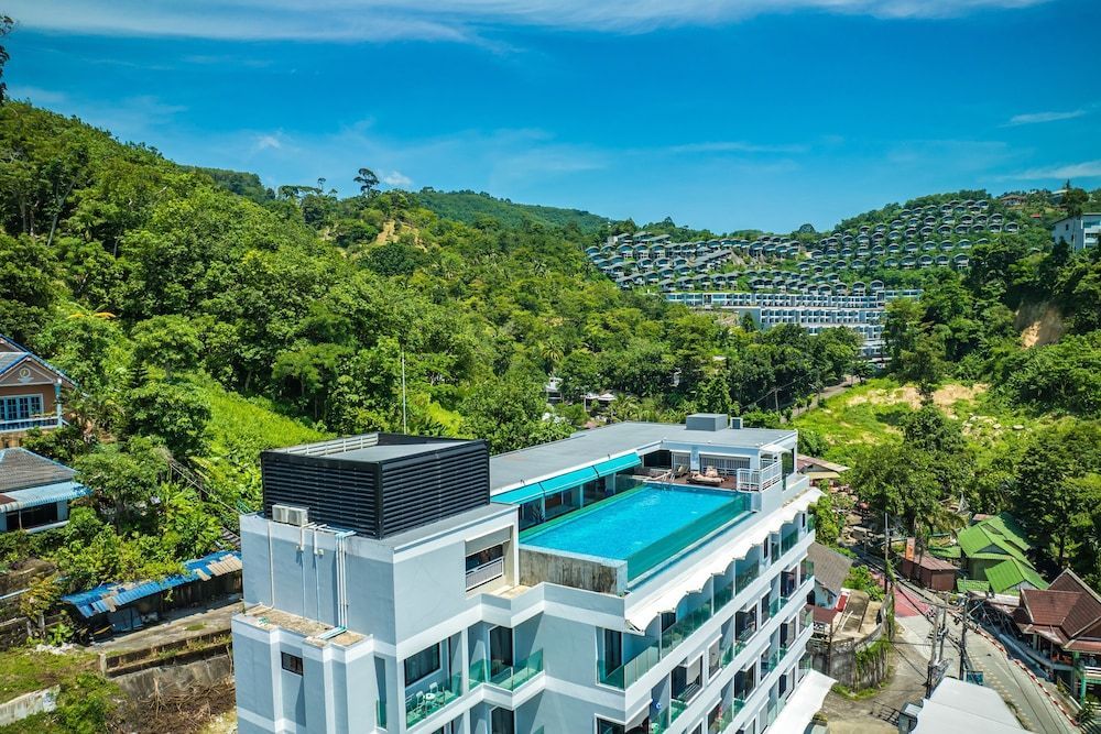 Kana Triple L Hotel Phuket普吉岛卡娜3L酒店 1