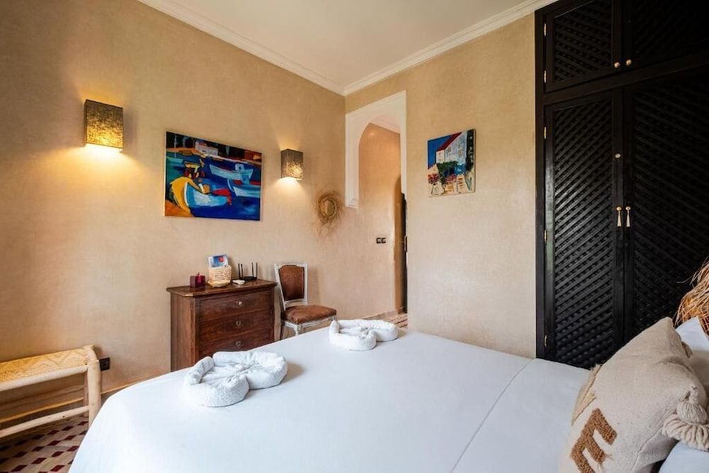 Riad Khiata 2