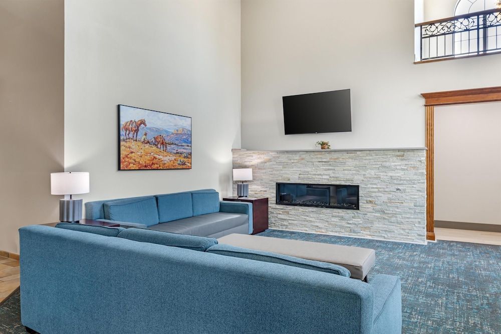 Best Western Plus Southpark Inn & Suites 2