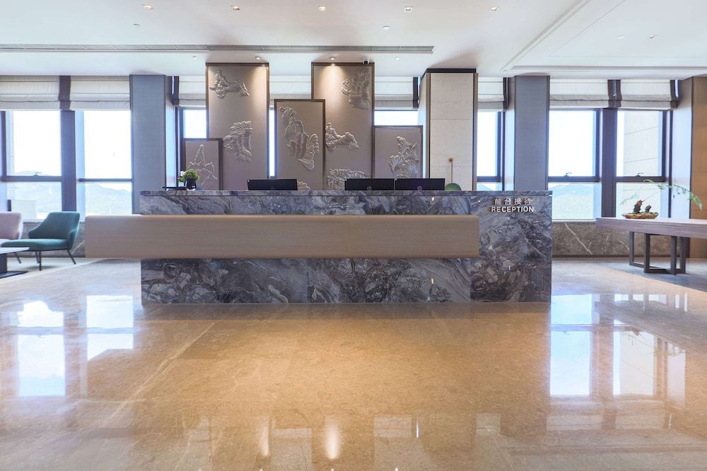 Howard Johnson By Wyndham Longxiang Hotel Ningbo 2