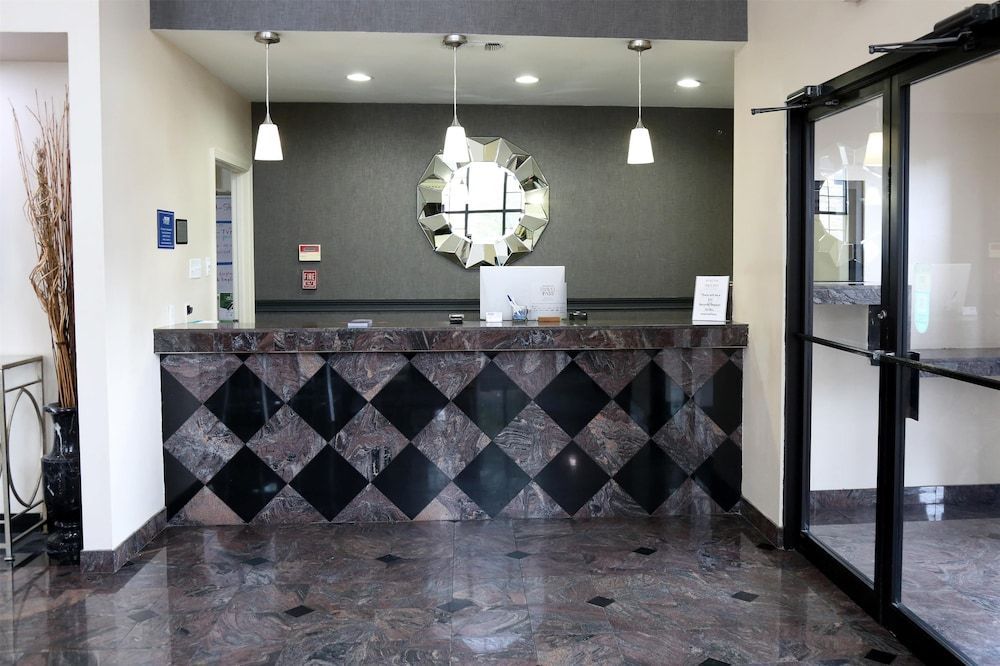Americas Best Value Inn Monroe 2