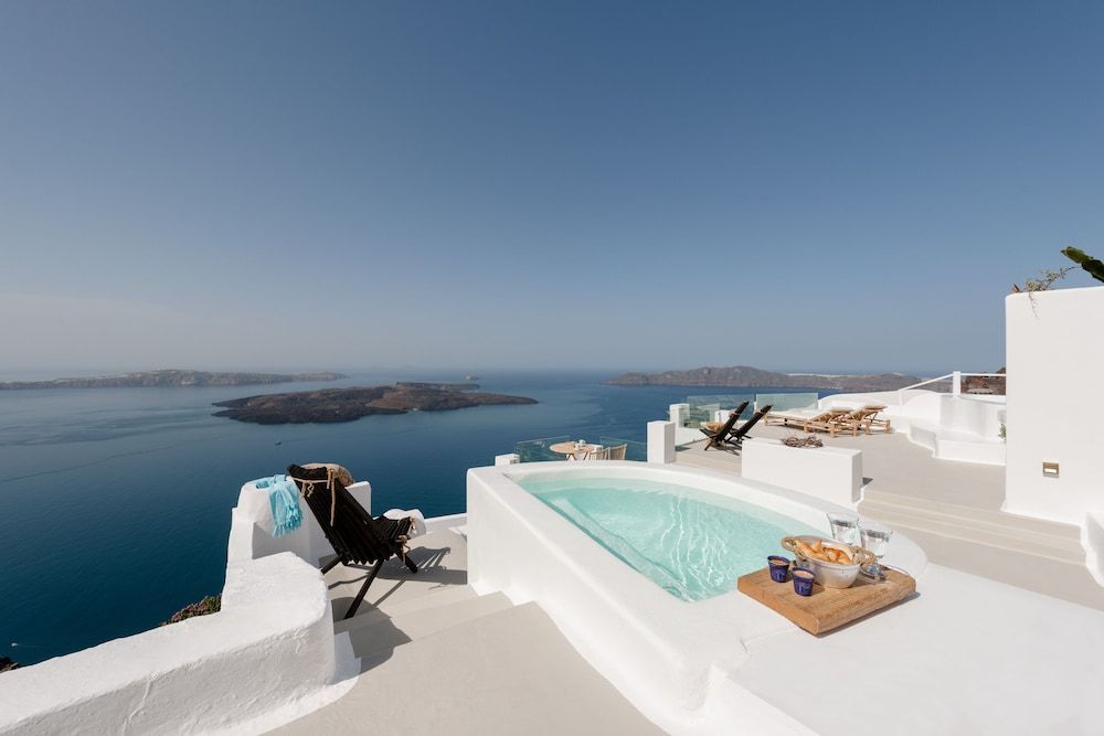 Cocoon Suites 1