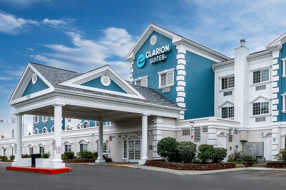 Clarion Suites Anchorage Downtown 1