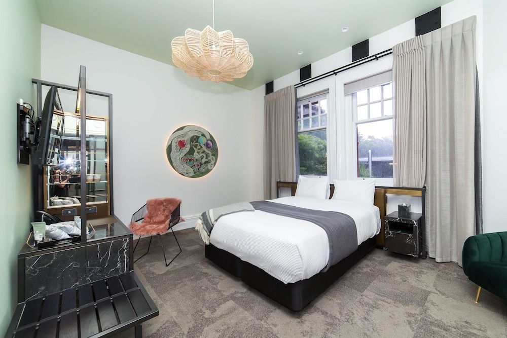 Clarence Boutique Hotel 1