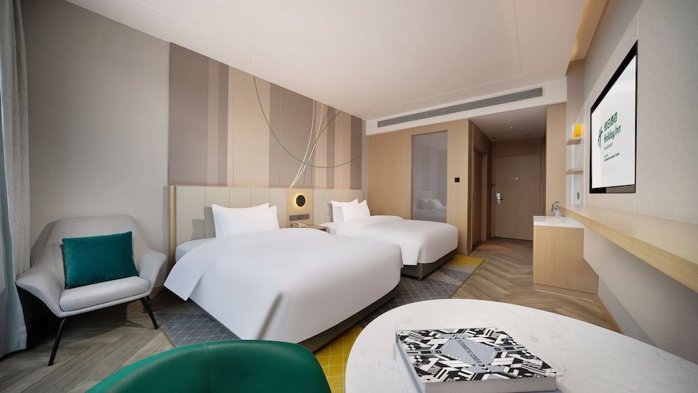 Holiday Inn Dujiangyan Ancient Town by IHG 2