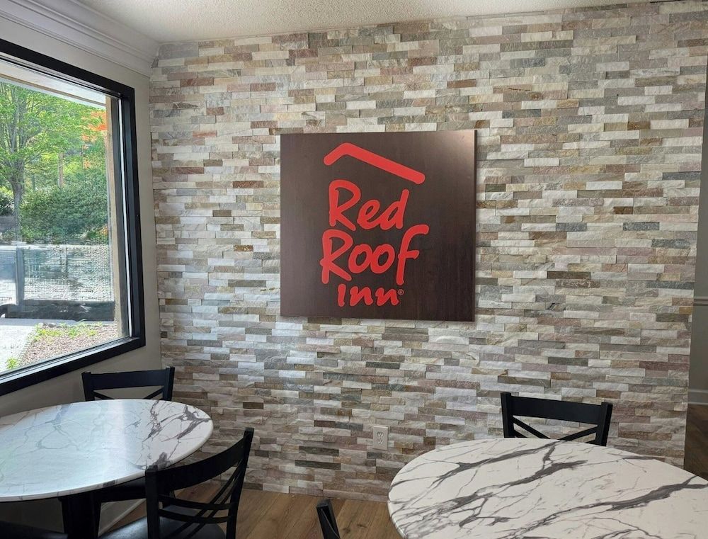 Red Roof Inn Helen, GA - Downtown 1