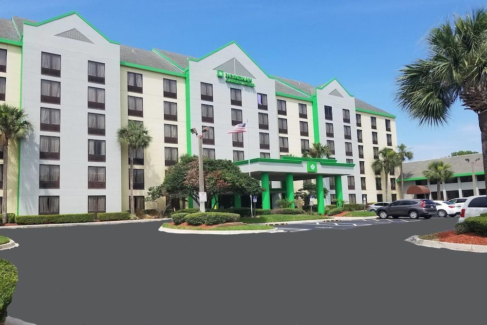 Wyndham Garden Hotel - Jacksonville 1