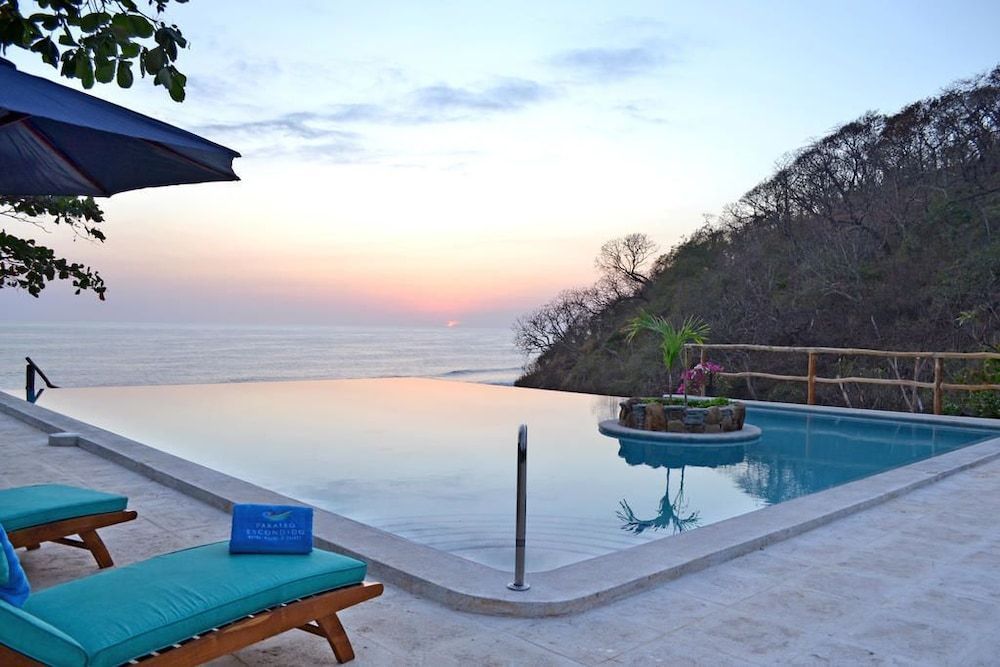 Paraiso Escondido Hotel Villas & Resort 1