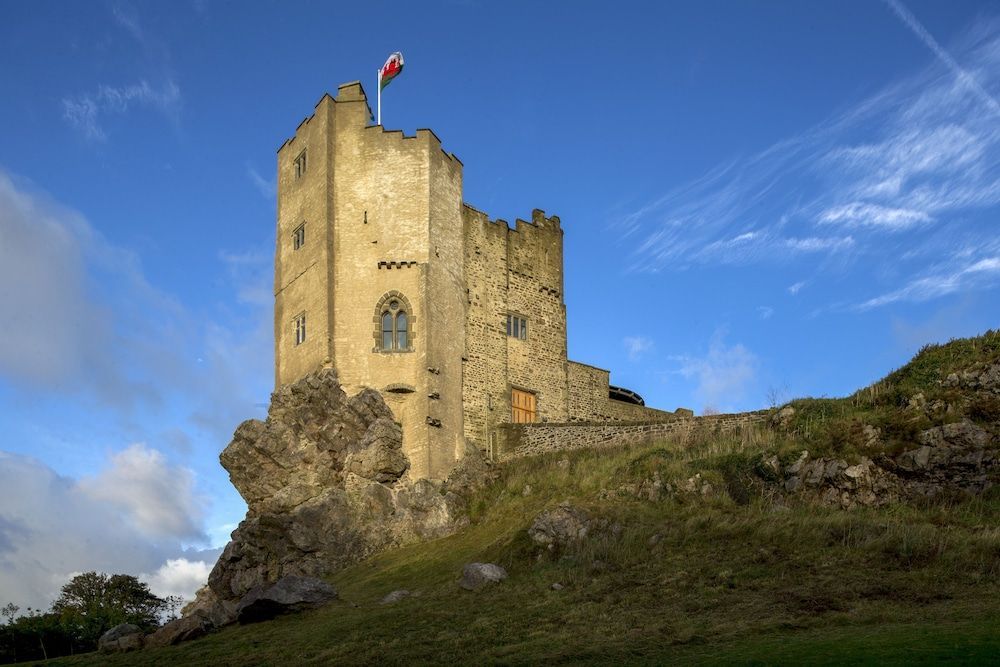 Roch Castle 2