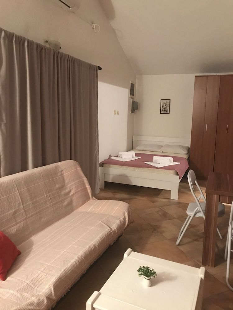 Apartments Ivanišević 2