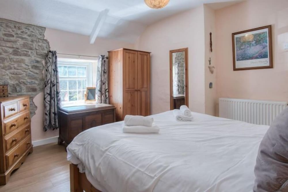 Rose Cottage - 3 Bedroom Cottage - Parkmill 1