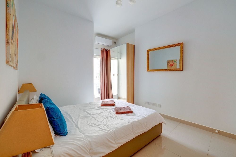 Prime Location Apartment with Side Seaviews 2
