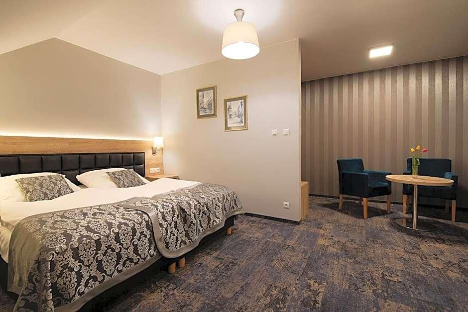 Hotel Olesno 1
