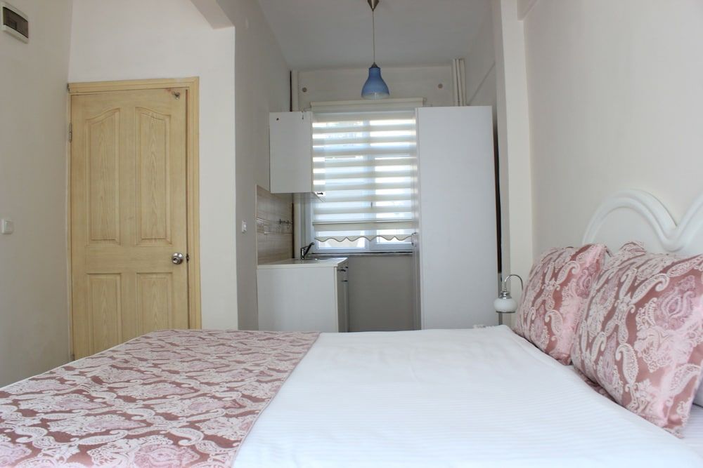 Basilica Guest House 2