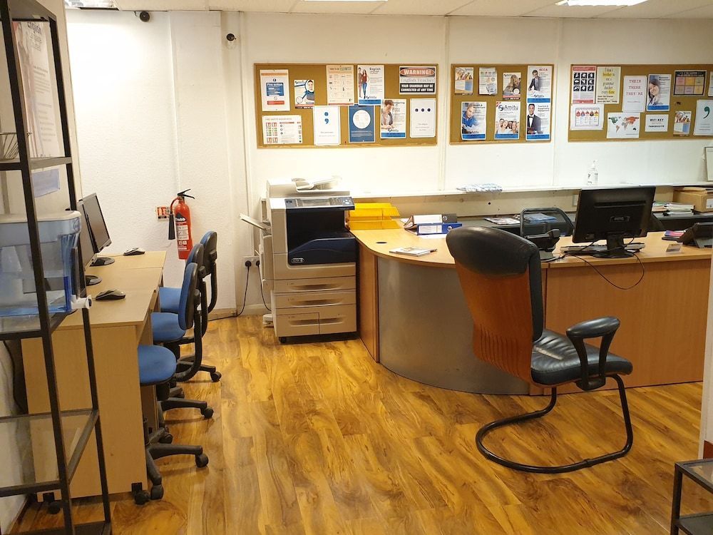 Sterling Suites Ealing 1