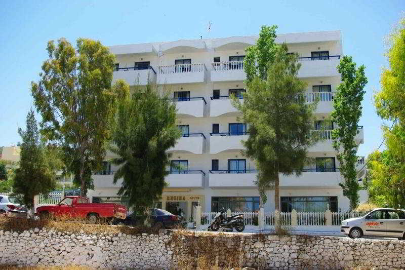 Regina Studios & Hotel 1