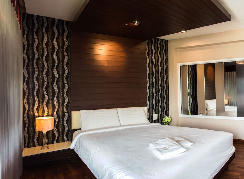 The Ring Hotel 1