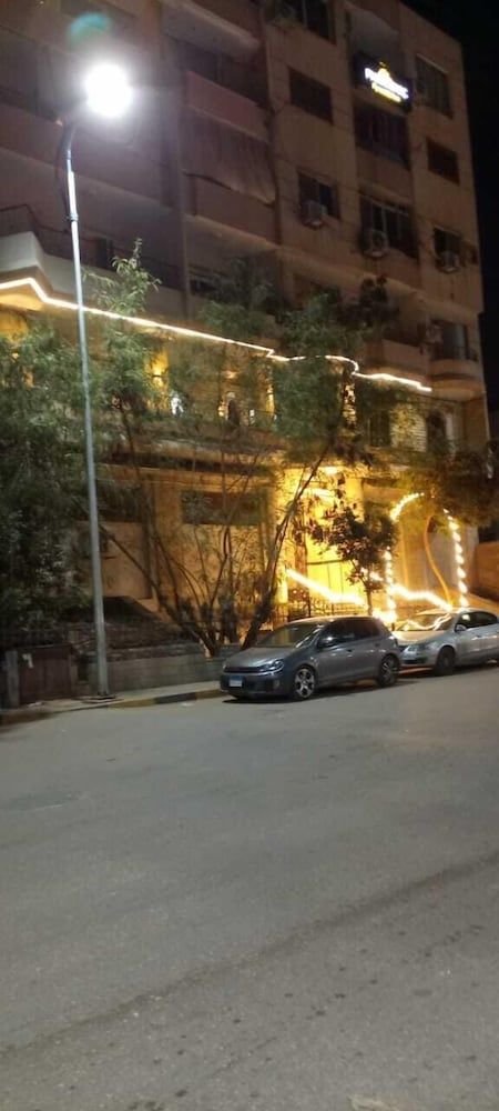 Narmar Hotel 1
