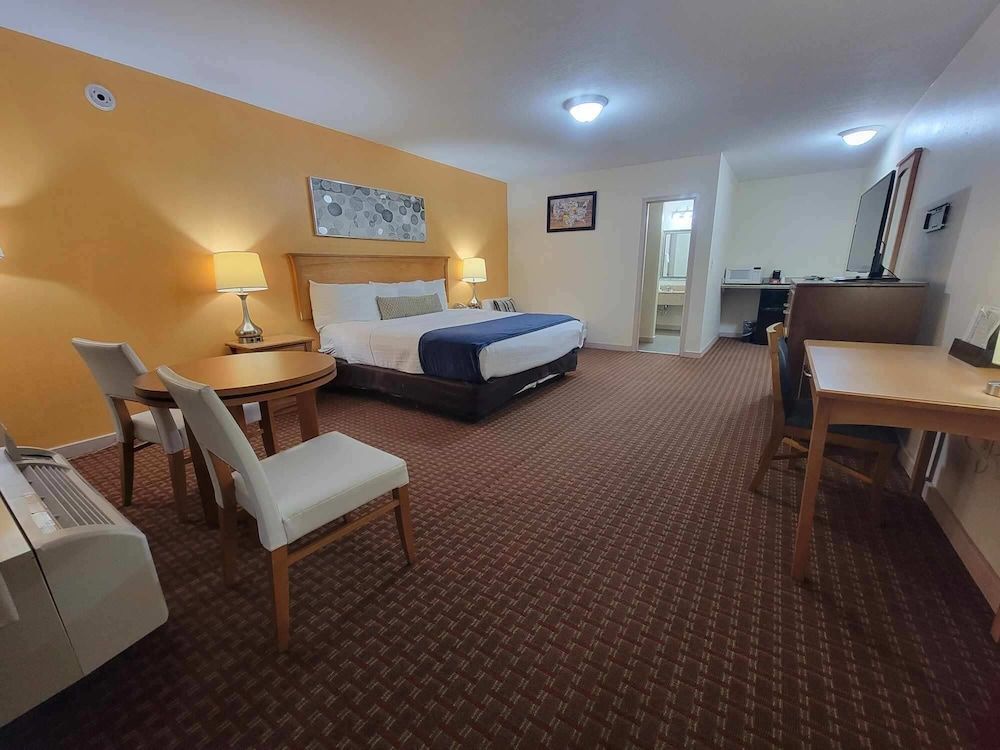 Twin Star Lodge 2