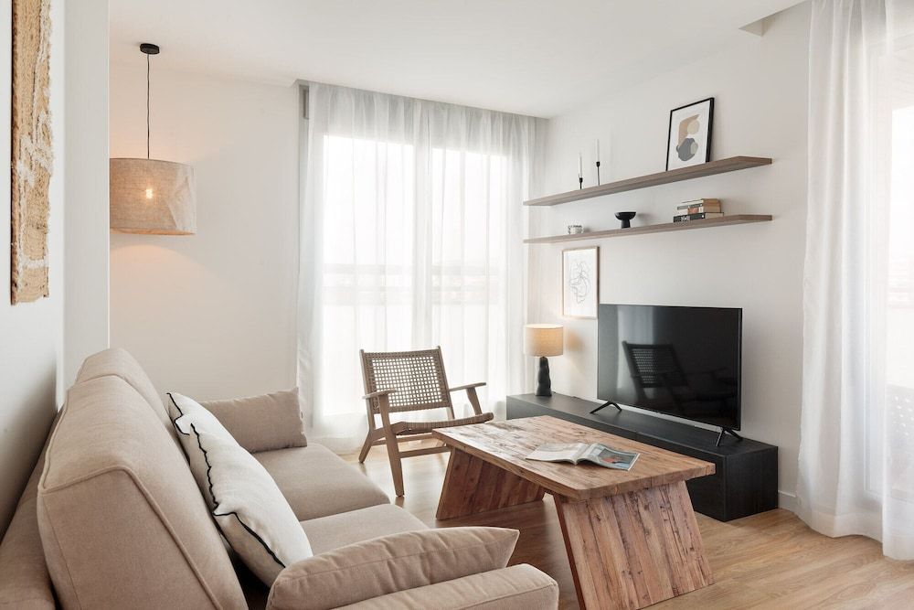 Port Forum Apartments By Olala Homes 1