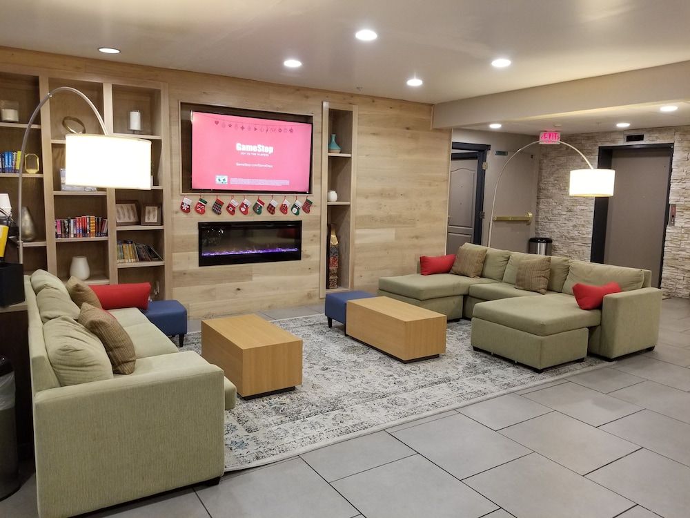Country Inn & Suites by Radisson, Nashville Airport East, TN 2