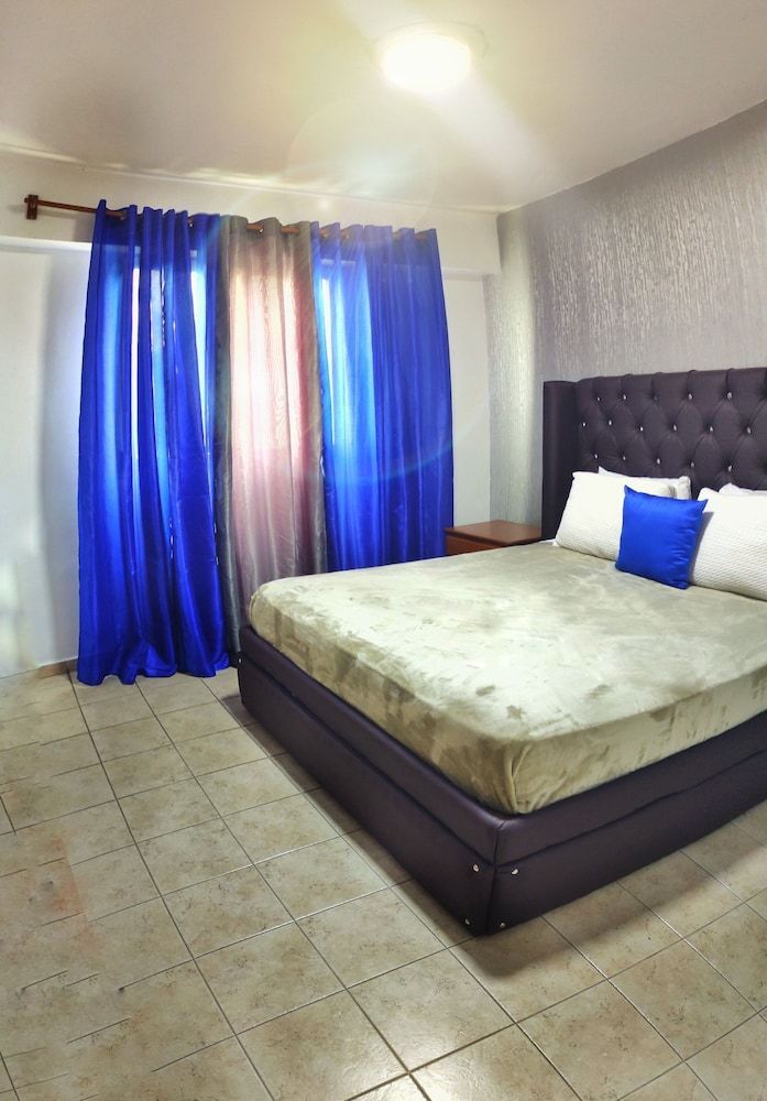 Acuarium Suite Resort 2