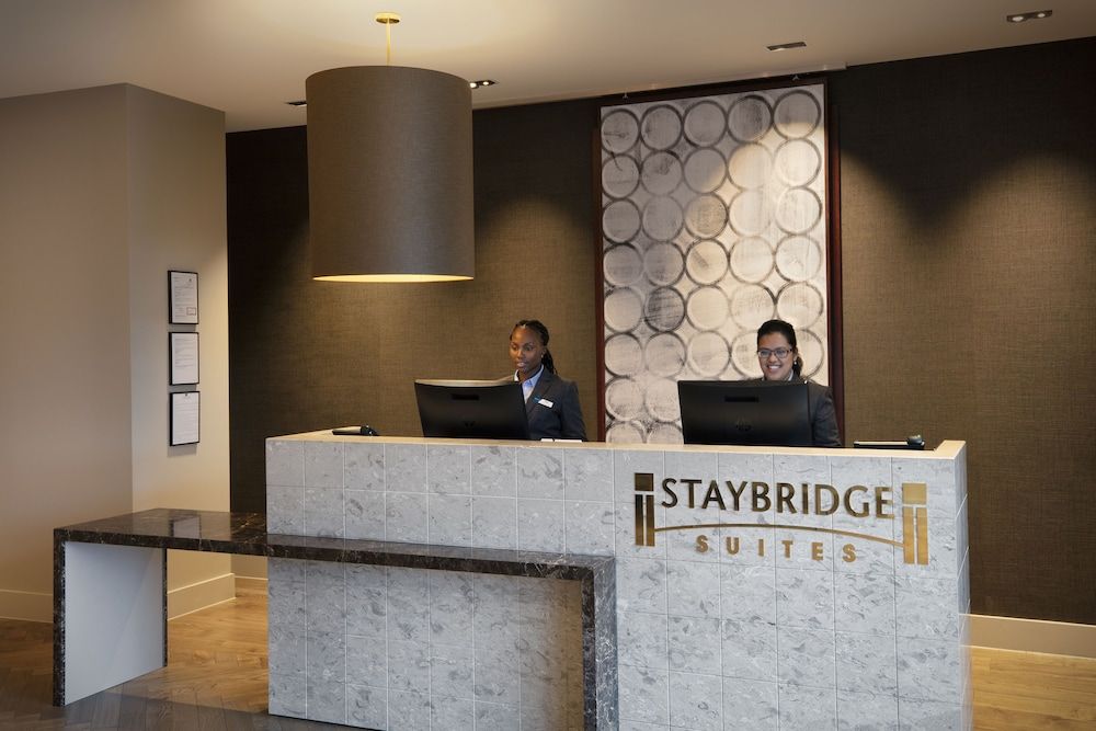 Staybridge Suites LONDON - HEATHROW BATH ROAD by IHG 2