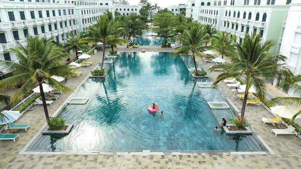MARINA SEASIDE BOUTIQUE HOTEL 1