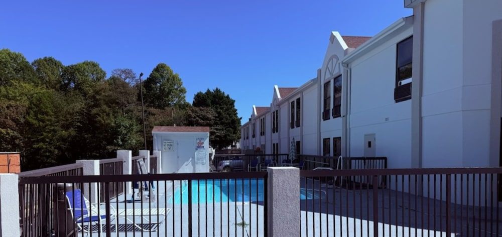 Quality Inn & Suites Thomasville-High Point 1