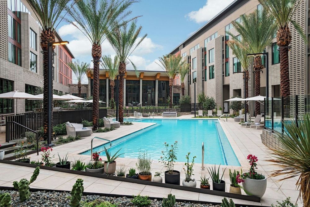AC Hotel by Marriott Phoenix North Norterra 1